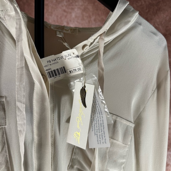 Gold Hawk Silk Hoodie Blouse NWT $179 Ivory 🤍 - Picture 6 of 8